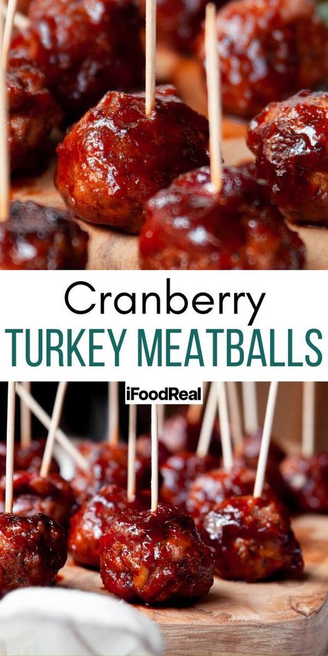 Cranberry Turkey Meatballs Christmas Meatballs, Holiday Meatballs, Friendsgiving Appetizers, Cranberry Appetizer, Xmas Appetizers, Christmas Meat, Juicy Meatballs, Cranberry Meatballs, Meatball Appetizer Recipe