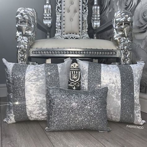 Glitter Home Decor, Silver Living Room, Glam Living Room Decor, Glam Bedroom Decor, Silver Bedroom, Elegant Living Room Decor, Crushed Diamonds, Luxury Room Bedroom, Glam Living