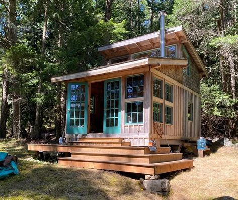 Property Watch: An Itty-Bitty, Off-Grid Cabin on Shaw Island | Seattle Met Dry Cabin, Small Wood Stove, Mini Cabin, Off Grid Cabin, Tiny Cabins, Getaway Cabins, Tiny Cabin, Lake Cabins, Tiny House Cabin