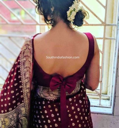 Sleeveless Blouse Designs, Indian Blouse Designs, Designs Blouse, Sari Design, Saree Blouse Neck Designs, Backless Blouse Designs, Blouse Back Neck Designs, Blouse Back, Sari Blouse Designs