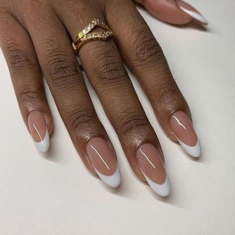 French Tips With Color Line, Short French Tip Nails, Colored Nail Tips, French Tip Nail Art, Gel Nails French, Nail Tip Designs, French Tip Nail Designs, French Manicure Nails, French Tip Acrylic Nails