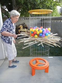 I love it!!   Life-size Kerplunk game (with instructions). I am not sure why but this looks  fun! Kerplunk Game, Cookout Ideas, Summer Cookout, Bbq Dinner, Summer Life, Yard Games, Backyard Games, Backyard Bbq, Backyard Fun