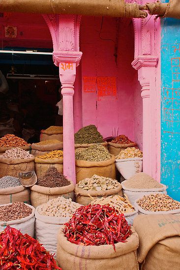 colors Amazing India, India Colors, Outdoor Market, Food Market, South Asia, Incredible India, India Travel, Maldives, Farmers Market