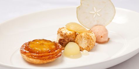 Orchard apples tarte Tatin, sorbet and parfait Desserts To Impress, Bramley Apple, Easy Puddings, Freezing Apples, Dinner Party Desserts, Caramelised Apples, Great British Chefs, Apple Dessert, Apple Dessert Recipes