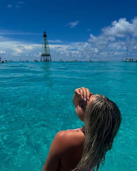 🌺🥥 Key West Florida Picture Ideas, Florida Aesthetic Pictures, Florida Beach Pictures, Florida Picture Ideas, Florida Pics, Key Instagram, Travel Key West, Florida Pictures, Holiday Pics