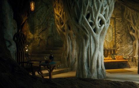 Thranduil lives in these rooms when he is in the palace. When he is off hunting, he usually leaves one of his sons as seneschal. The rooms are guarded night and day by warriors of the Woodland Realm, for this is a land under siege. Another secret passage winds down from these apartments to the cells and vaults below. Mirkwood Elves, Woodland Realm, Moon Elf, Lotr Elves, Tolkien Elves, Into The West, Tolkien Art, Between Two Worlds, The Dark Crystal