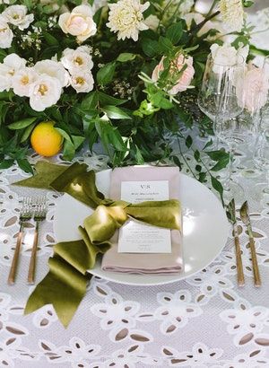 Citrus Garden Wedding at Beaulieu Gardens | 31 more photos on PartySlate Chartreuse Wedding Decor, Citrus And Porcelain Wedding, Lime Green And White Wedding Decor, Chartreuse Flowers, Lime Wedding, Beaulieu Garden, Lime Green Weddings, Citrus Garden, California Destinations