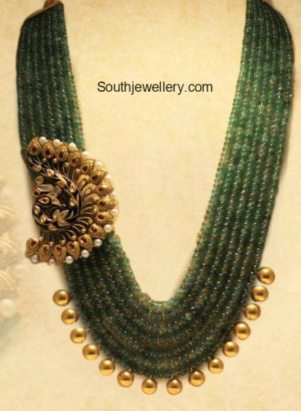 Beads Mala with Peacock Side Pendant photo Space Jewelry, Jewelry Designing, Beaded Necklace Designs, Antique Jewelry Indian, Antiques Jewelry, Gold Pendant Jewelry, Wedding Jewellery Collection, Beads Jewellery, Gold Jewellery Design Necklaces