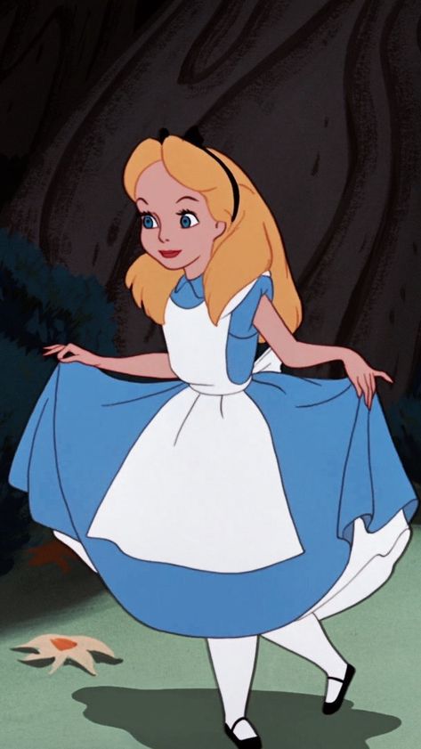 Alice in Wonderland Alice And Wonderland Pictures, Alive In Wonderland Characters, Alice In Wonderland Vogue, Alice Wonderland Drawing, Disney Princess Full Body Pic, Alice In Wonderland Characters Cartoon, Allie Character, Alive In The Wonderland, Alive And Wonderland