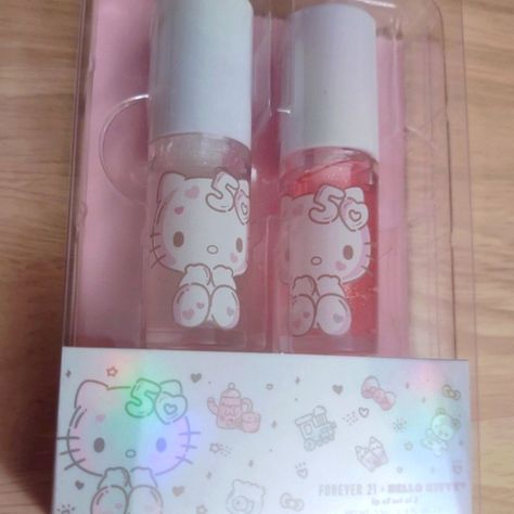 Brand New In Original Packaging Cute Makeup Supplies, Lip Gloss Hello Kitty, Hello Kitty Items Shops, Kawaii Lipgloss, Kawaii Lip Gloss, Hello Kitty Beauty, Hello Kitty Nail Polish, Bad Room Ideas, Sanrio Things