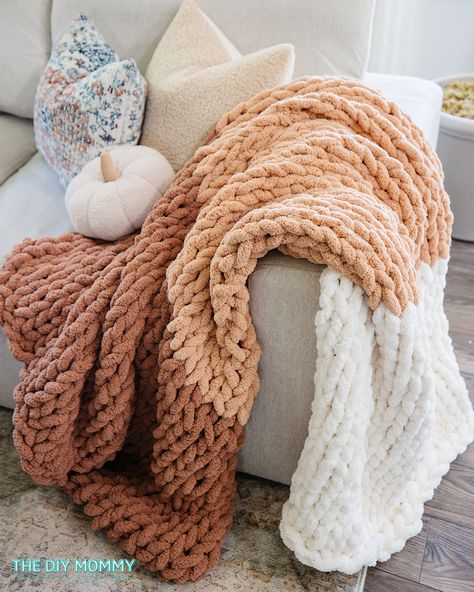 Chunky Blanket Diy, Chunky Blanket Pattern, Chunky Knit Blanket Pattern, Tricotin Long, Chunky Yarn Blanket, Crochet Blanket Diy, Chunky Crochet Blanket Pattern, Diy Knit Blanket, Diy Mommy