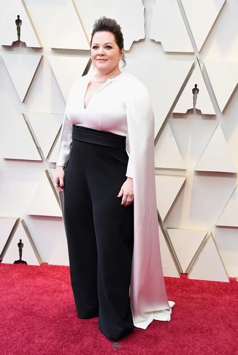 Melissa McCarthy Pantsuit at the 2019 Oscars Plus Size Red Carpet, Constance Wu, Regina King, Glenn Close, Knit Skater Dress, Chubby Fashion, Queen Latifah, Michelle Yeoh, Tessa Thompson