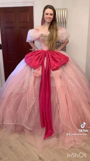 Rosie Somerville on Instagram: "Bringing back my Lottie dress from Princess and the frog! 💖 This dress was so much fun to make and is my biggest dress to date! There is so much poof I remember having to stand on the bed to film it 😅 #disney #disneyprincesses #disneyworld #princessandthefrog #princessandthefroglottie #charlottelebouff #sewing #fashion #diy #princess #princessdress #dress #disneyprincess #costume #cosplay #costumedesign" Charlotte La Bouff Dress, Pink Ball Gown Aesthetic, Puffy Dress Aesthetic, Poofy Dresses Ball Gowns, Royal Ball Gown Aesthetic, Pink Puffy Dresses, Poofy Princess Dress, Poofy Pink Dress, Big Prom Dress