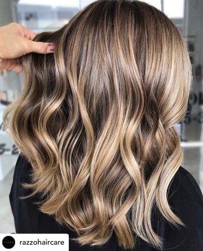 Salted caramel bronde is the perfect hair color for fall! Caramel Bronde, Hair Color For Fall, Blorange Hair, Hair Color Guide, Fall Hair Color Trends, Perfect Hair Color, Bronde Hair, Hair Color Burgundy, Fall Hair Trends