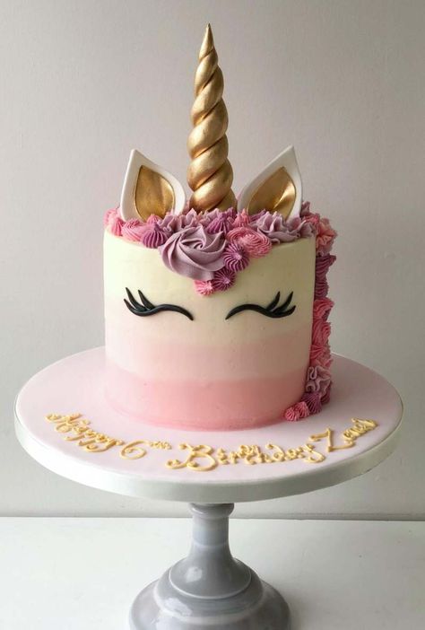 Pink & Gold Unicorn cake | Celebration cakes Diy Unicorn Cake, Easy Unicorn Cake, Kue Fondant, Unicorn Birthday Party Cake, Unicorn Cake Pops, Cake Techniques, Animals Cake, Cake Celebration, Savory Cakes