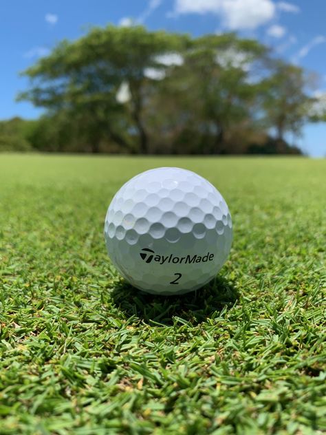 #Taylormade #TP5 Taylor Made Golf, Golf Basics, Golf Pictures, Taylormade Golf, Golf Art, Taylor Made, Luxe Life, Running Workouts, Golf Outfit