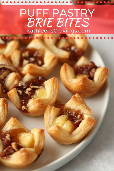 Puff Pastry Brie, Pastry Brie, Puff Pastry Bites, Brie Cheese Recipes, Melted Brie, Wendy's Frosty, Pastry Bites, Brie Puff Pastry, Brie Appetizer