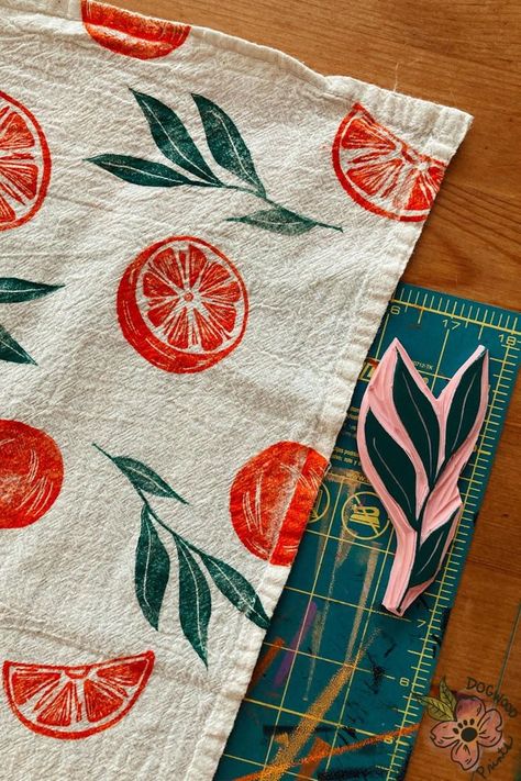 DIY Process of Cotton Citrus Kitchen Tea Towel | Fabric stamping, Block printing fabric, Fabric painting Citrus Kitchen, Linoleum Print, Diy Towels, Linocut Printmaking, Lino Art, Hand Carved Stamps, Stamp Carving, Printing Fabric, Handmade Stamps