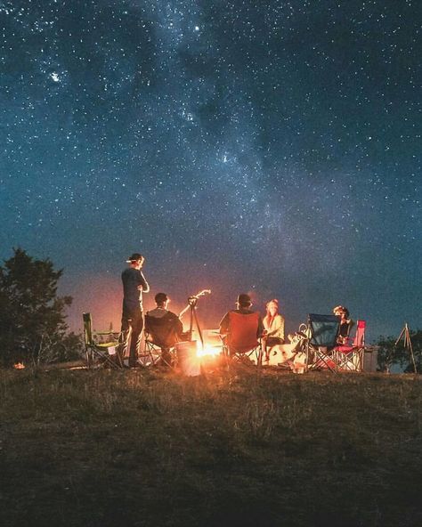 Good Times . Fire Camp . Outdoor . Enjoy the Little Things in Life . Friends . Starry Night . Yoga Decor, Camping Photography, Camping Ideas, Camping Life, Under The Stars, Go Camping, Camping Hacks, Life Goals, Summer Nights