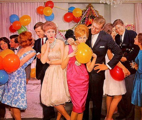 Check out these ideas for a 1960s themed party, including ideas for decorations, food, costumes, and more! Whether you're going for a hippie style or mod style 60s party, you'll find some groovy ideas here. 1960s Outfit Ideas, 60s Party Themes, Teen Party Themes, Mad Men Party, 60s Theme, 1960s Party, 60s Party, 70s Party, Teen Party