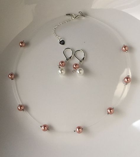 Pearl Necklace Tutorial, Bead Gifts, Rose Gold Pearl Necklace, Rose Gold Pearl, Floating Necklace, Pearl Necklace Designs, Bridal Earrings Drop, Necklace Rose Gold, Book Jewelry