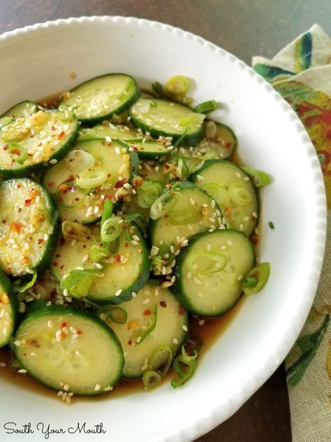 South Your Mouth: Korean Cucumber Salad Korean Cucumber Salad, Green Onions Recipes, South Your Mouth, Korean Cucumber, Spicy Cucumber Salad, Asian Cucumber Salad, Cucumbers And Onions, Onion Salad, Cucumber Recipes Salad