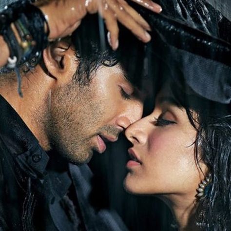 8tracks radio | tum hi ho meri aashiqui (21 songs) | free and music playlist Tum Hi Ho, Movie Hall, Aashiqui 2, The Others Movie, Cover Dp, Roy Kapoor, Shraddha Kapoor Cute, Romantic Films, Bollywood Couples