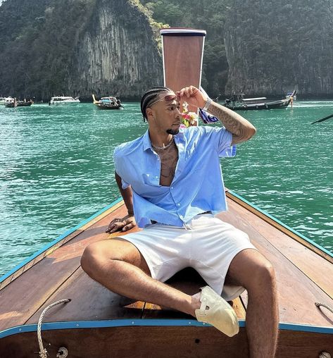 Mens Vacation Outfits, Boat Party Outfit, 2024 Streetwear, Beach Outfit Ideas, Vacation Outfits Men, Thailand Outfit, Essentials For Men, Beach Outfit Men, Men's Summer Outfit