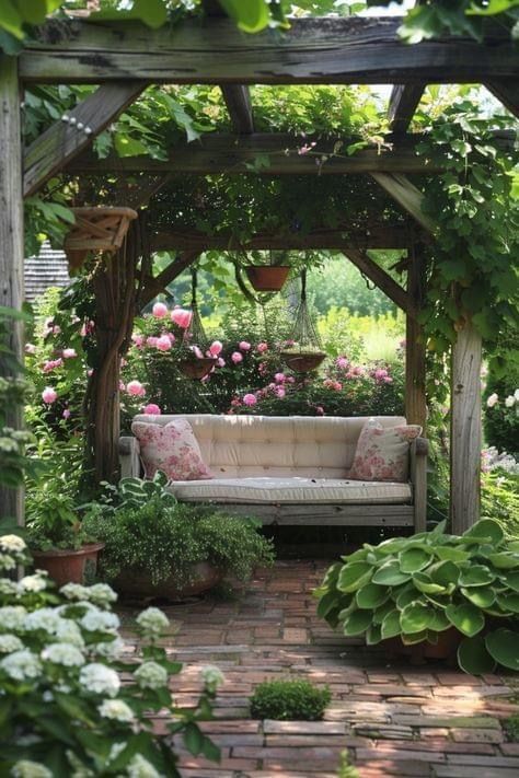 Garden Nook, Tiny Garden, Cottage Garden Design, English Cottage Garden, Garden Design Ideas, Home Garden Design, Have Inspiration, Charming Garden, Garden Landscape Design