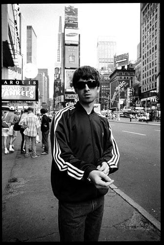 A year on the road with Oasis Noel Gallagher 90s, Oasis Adidas, 90s Britpop, 00s Music, Oasis Music, Van Mccann, Definitely Maybe, Oasis Band, Liam And Noel