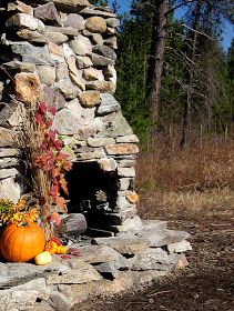 Rustic Outdoor Fireplace, Outdoor Fireplace Brick, Outdoor Fireplace Decor, Rustic Outdoor Fireplaces, Modern Outdoor Fireplace, Outdoor Stone Fireplaces, Outside Fireplace, Diy Outdoor Fireplace, Outdoor Fireplace Designs