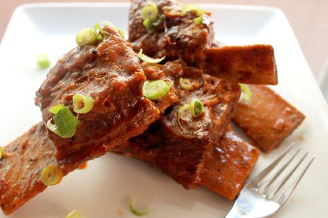 Cajun short ribs from the Creole Contessa - part of Cajun week presented with Feed Your Soul Too Creole Cooking, Cajun Creole Recipes, Cajun Cooking, Iron Chef, Creole Recipes, Comfort Food Southern, Tailgate Food, My Baby Girl, Cajun Recipes