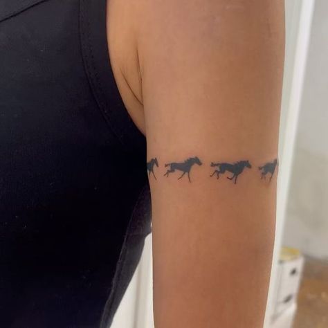 Horse Stick And Poke Tattoo, Red Horse Tattoo, Bird Arm Band Tattoo, Dainty Detailed Tattoos, I Am I Am I Am Tattoo, Horse Armband Tattoo, Horse Arm Tattoo, Country Aesthetic Tattoo, Horse Tattoo Aesthetic