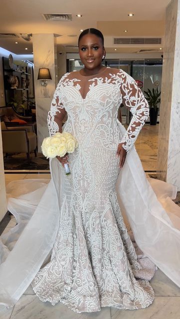 Plus Size Bride Photography, Latest Wedding Gowns, Detachable Train Wedding Dress, Wedding Dress Veil, Bridal Styling, Plus Size Wedding Gowns, Plus Size Bride, Dinner Dress Classy, African Wedding Dress