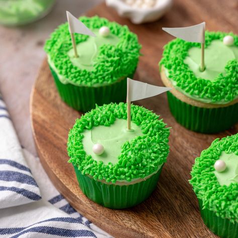 Golf Green Cupcakes - Pillsbury Baking Men’s Golf Birthday Party, Golf Ball Cupcakes, Golf Cupcake Cake, Mini Golf Cake, Golf Decorations, Golf Cupcakes, Green Frosting, Golf Birthday Cakes, Summer Cupcakes