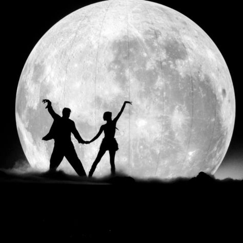 Dancing In The Moonlight, Beautiful Dark Art, Black And White Aesthetic, White Aesthetic, Black Aesthetic, Aesthetic Photography, Dark Aesthetic, Pretty Pictures, Dark Art