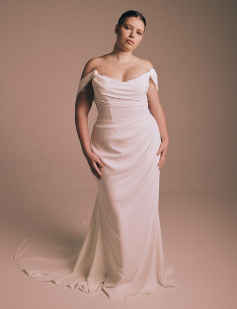 Renhue's designs make brides feel like the most elevated versions of themselves - timeless pieces built for the modern, romantic bride. Corset Trumpet Wedding Dress, Draped Chiffon Wedding Dress, Vivienne Westwood Wedding Dress Plus Size, Draped Corset Wedding Dress, Plus Size Vintage Wedding Dress, Vintage Romantic Wedding Dress, Boatneck Wedding Gown, Simple Sleek Wedding Dress, Curvy Bride Wedding Dress