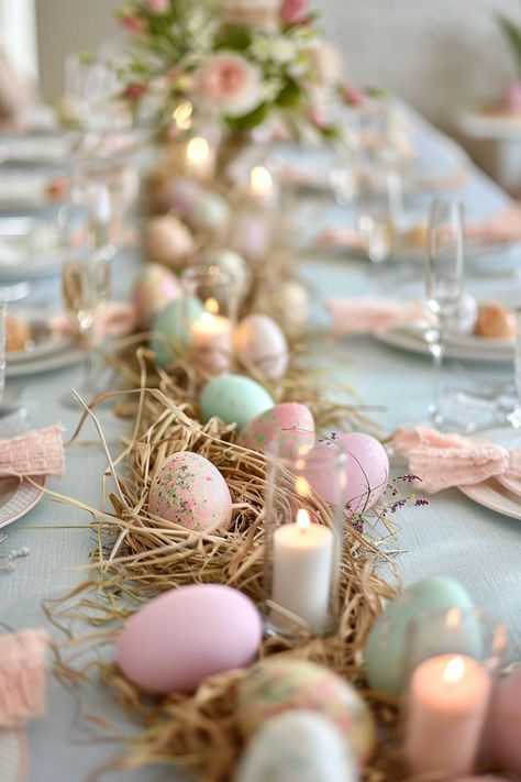 Cozy Cottage Easter Dinner Easter Decor Aesthetic, Easter Brunch Ideas Table Settings, Easter Dinner Decor, Pascuas Ideas, Easter Inspiration Decor, Easter Aesthetic, Easter Table Setting, Easter Dinner Table, Cozy Lighting