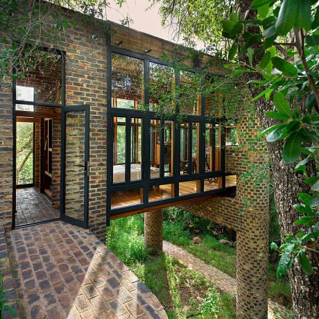 House of the Tall Chimneys by Frankiepappas | HomeAdore South African Houses, Houses With Windows, Brick Crafts, Off Grid House, Brick Siding, African House, Brick Chimney, Tagaytay, Timber Structure