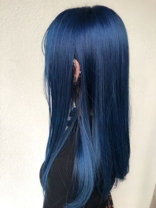 Dyed Hair Blue, Dark Blue Hair, Hair Color Streaks, Dyed Hair Inspiration, Pretty Hair Color, Hair Stylies, Hair Color Blue, Dye My Hair, Hair Dye Colors