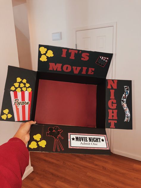 Movie Night Box, Kino Box, Movie Night Basket, Deployment Gifts, Movies Box, Diy Gift Set, Gift Inspo, Letter Gifts, Holiday Movie