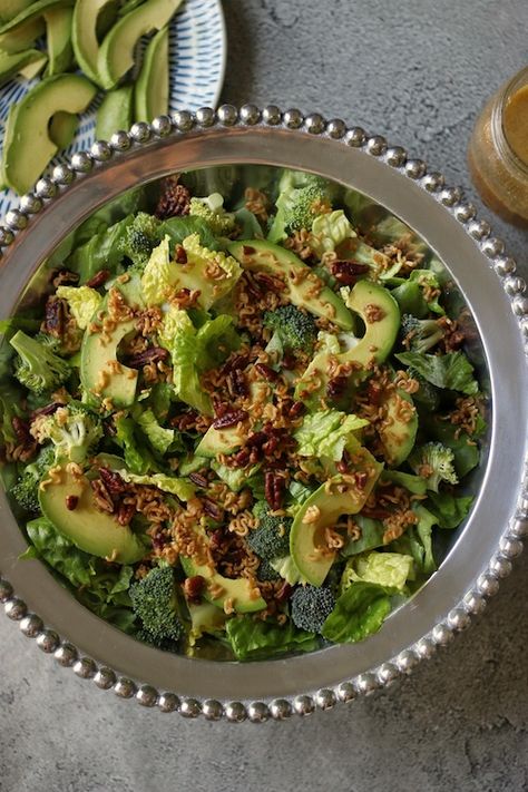 Broccoli And Avocado Salad, Lettuce Broccoli Salad, Broccoli Avocado Salad, Southern Living Recipes, Toast In The Oven, Fresh Broccoli, Broccoli Recipes, Broccoli Salad, Avocado Recipes