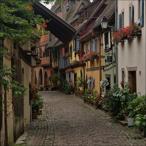 small villages in Spain  | The most beautiful European villages/hamlets/small towns - Page 24 ... European Town, Cobblestone Street, European Village, France Photos, Voyage Europe, Pretty Places, France Travel, Dream Destinations, Places Around The World