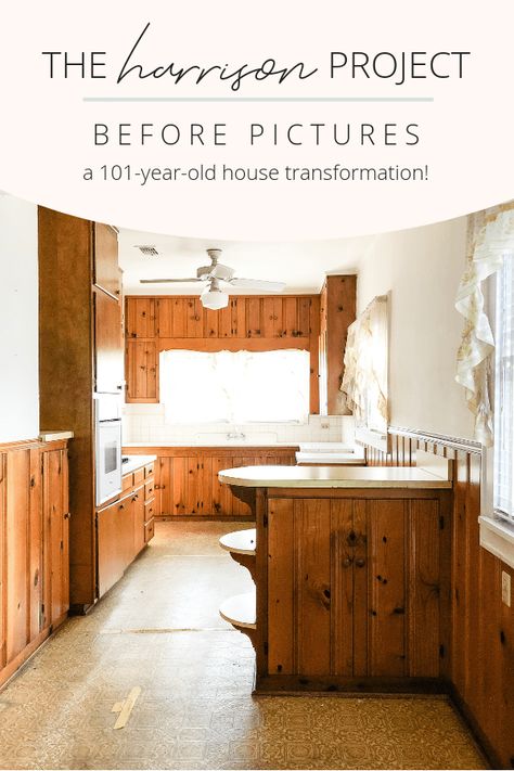 A 101-year-old house transformation! Before the flip process Old Home Renovation, Small Home Remodeling, Old Houses Renovation, Home Remodel Before And After, Old Home Remodel, Inspire Me Home Decor, Flipping Houses, Historic Home, Home Reno