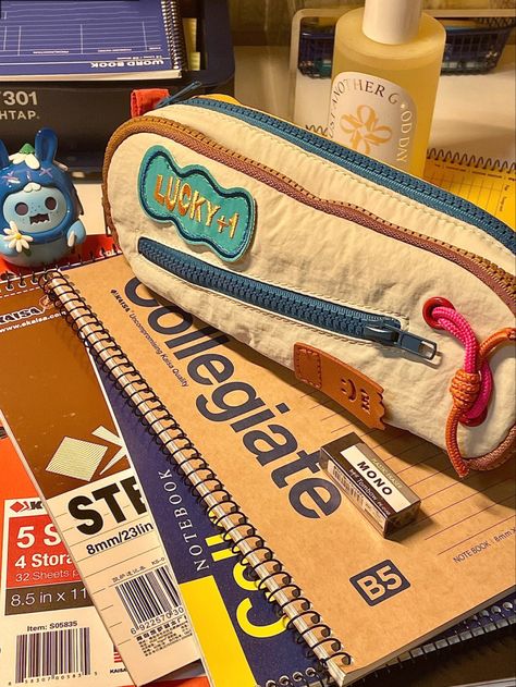 Studying Stationary, Canvas Pencil Case, Inside My Bag, Study Stationery, Study Motivation Inspiration, Study Hard, School Motivation, Cute Stationery, Study Inspiration