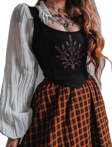 Cottage Core Autumn Outfits, Vintage Witch Outfits, Witch Aesthetic Fashion Outfit, Witch Outfit Ideas, Witch Core Outfits, Spooky Fashion, Ren Faire Outfits, Witch Style, Cottagecore Outfits