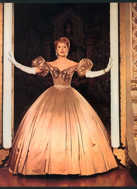 Anna Leonowen's Pink-Gold Satin Gown from The King and I The King And I, Classic Actors, Deborah Kerr, Hollywood Costume, Theatre Costumes, Costume Drama, Actrices Hollywood, Beautiful Costumes, Movie Fashion