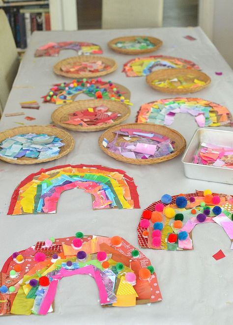 Cardboard Rainbow, Påskeaktiviteter For Barn, Rainbow Collage, Collage Material, Birthday Party Crafts, Rainbow Birthday Party, Rainbow Crafts, Diy Valentine, Birthday Crafts