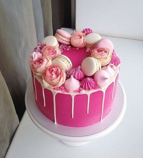 Gökkuşaği Pasta, Tårta Design, Macaroon Cake, Candy Birthday Cakes, Macaron Cake, Pink Birthday Cakes, Beautiful Birthday Cakes, Creative Birthday Cakes, Crazy Cakes