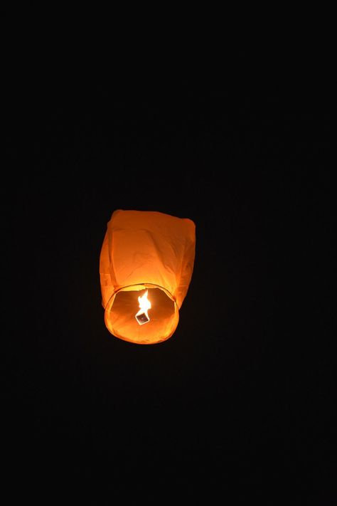 How to Make Sky Lanterns in Seven Steps | Craft Schmaft Flying Paper Lanterns, Floating Paper Lanterns, Lantern Aesthetic, Lantern Wallpaper, Paper Fire, Lantern Image, Candle In The Dark, Flying Lantern, Floating Lanterns